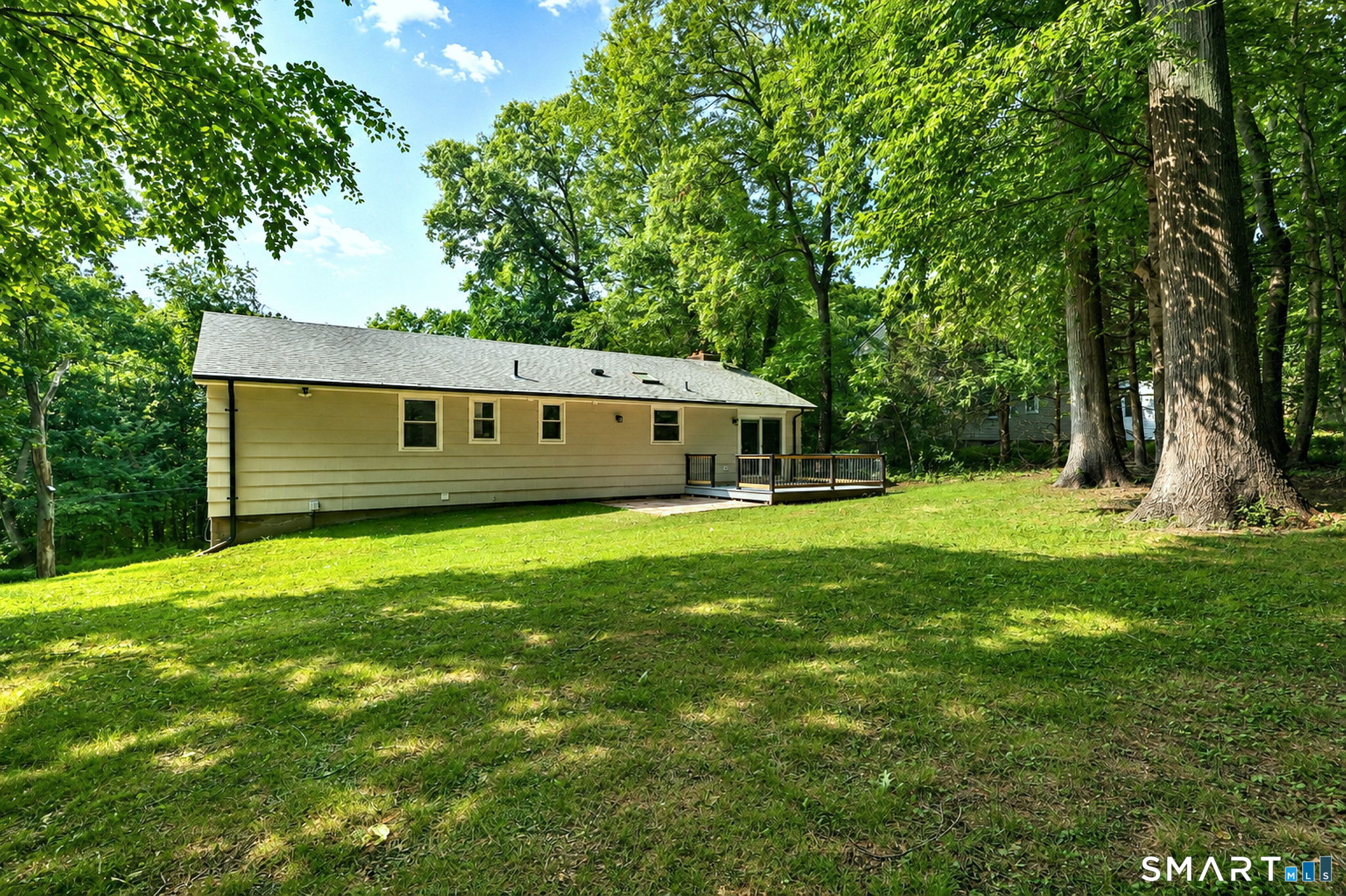 46 Forest North Court Hamden CT 06518