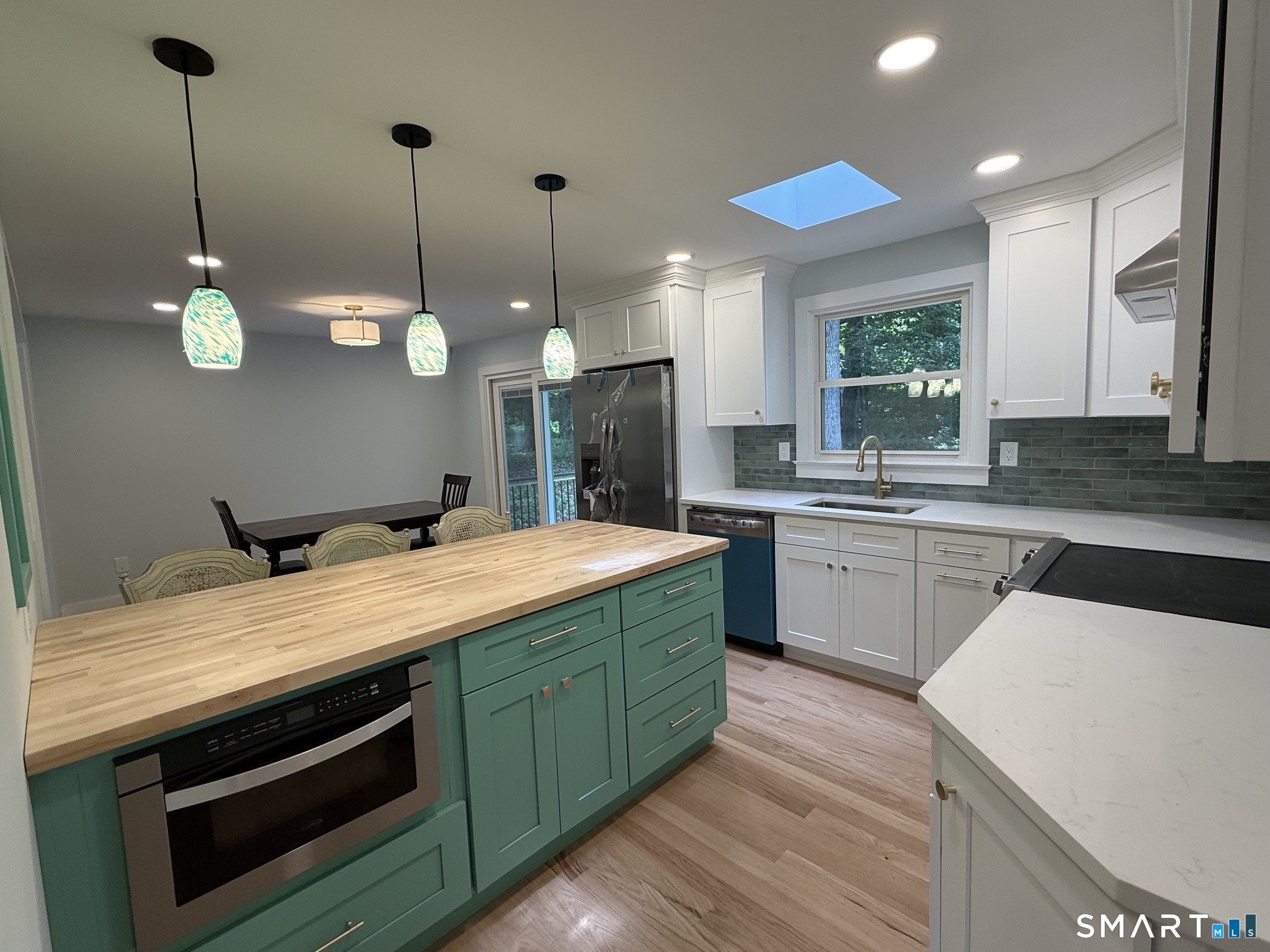 46 Forest North Court Hamden CT 06518