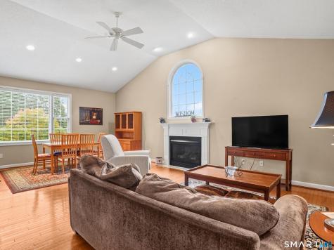 314 Briarwood Drive Manchester CT 06040
