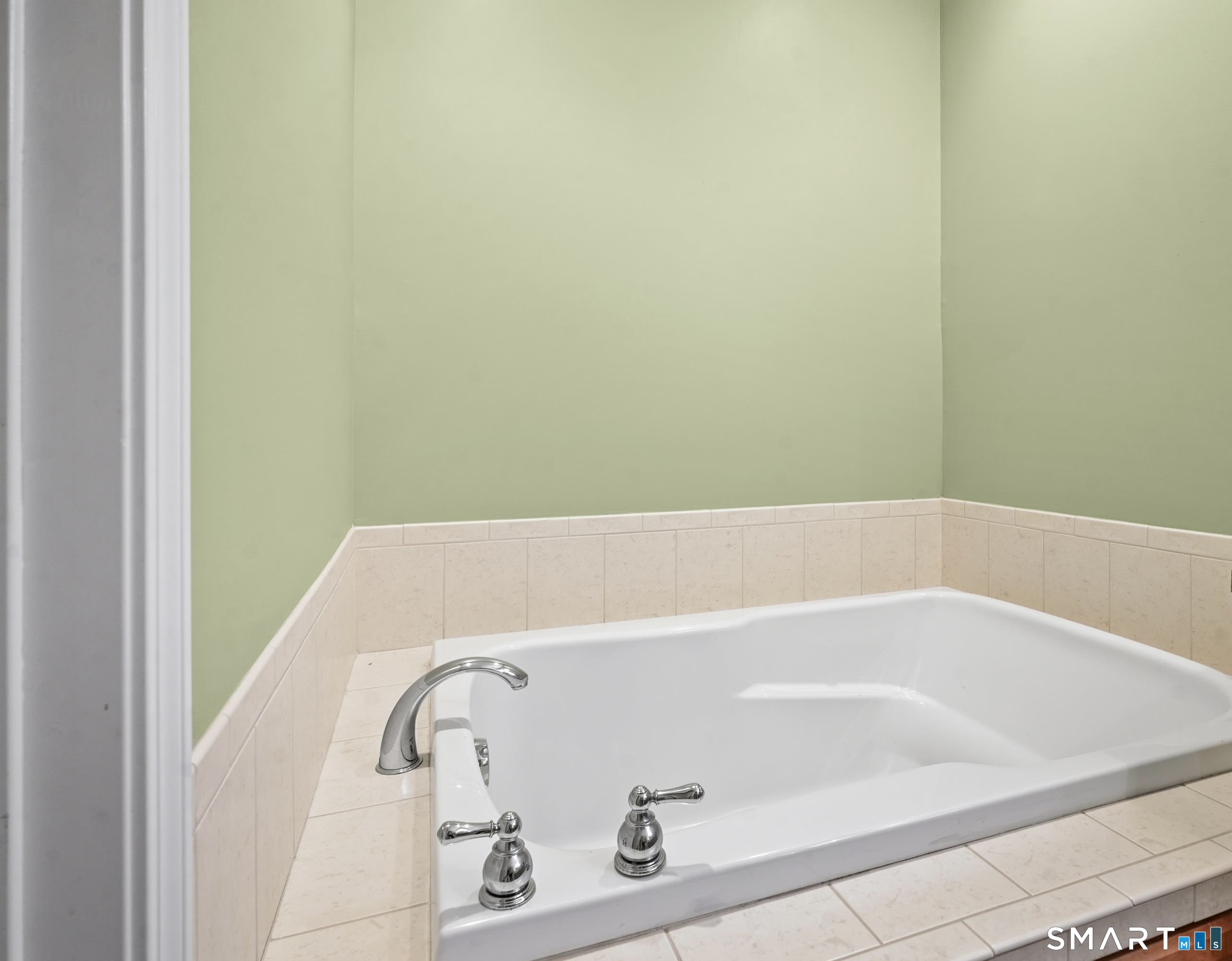 314 Briarwood Drive Manchester CT 06040