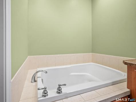 314 Briarwood Drive Manchester CT 06040