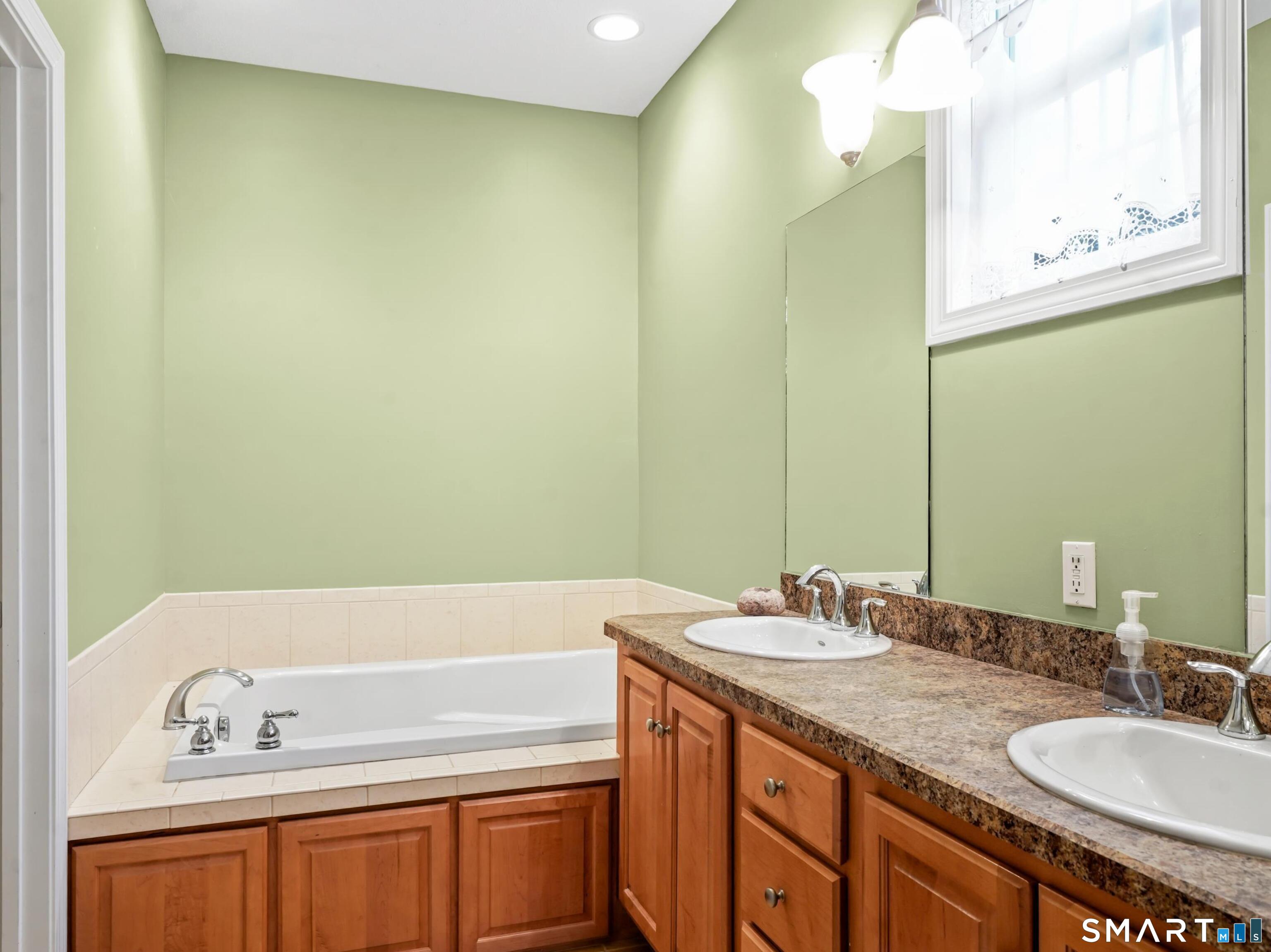 314 Briarwood Drive Manchester CT 06040