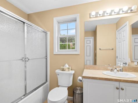 314 Briarwood Drive Manchester CT 06040