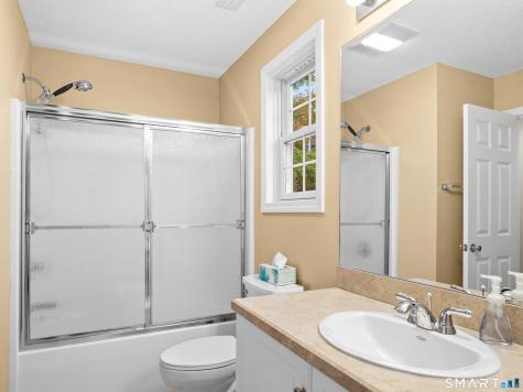 314 Briarwood Drive Manchester CT 06040