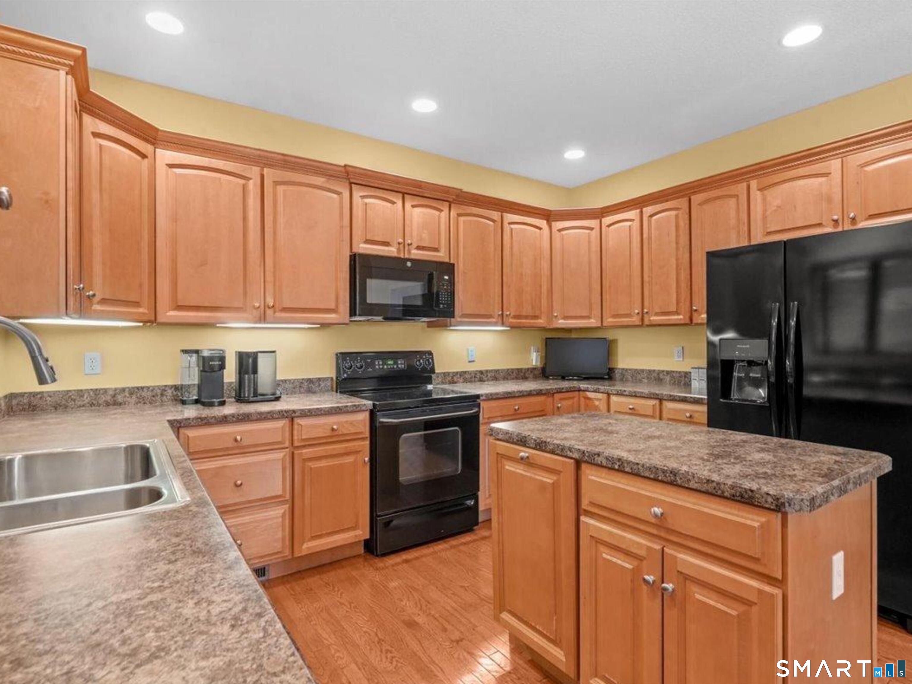 314 Briarwood Drive Manchester CT 06040