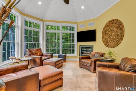 11 Timber Lane Guilford CT 06437