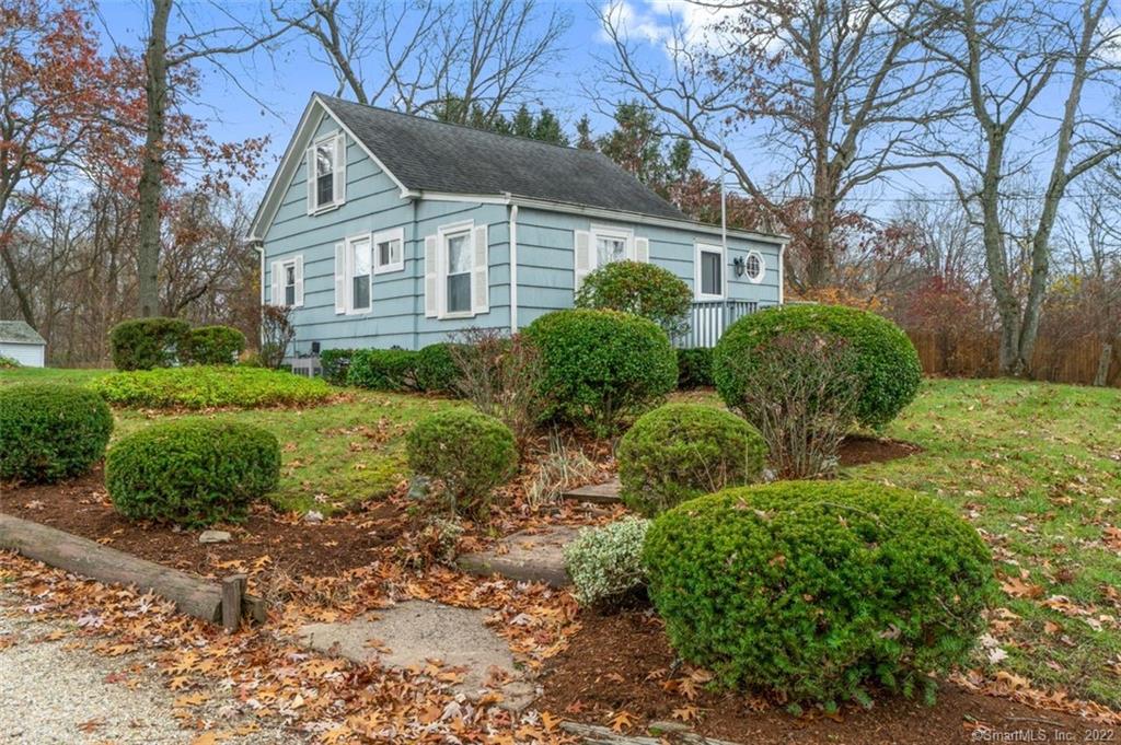 206 Pool Road North Haven CT 06473