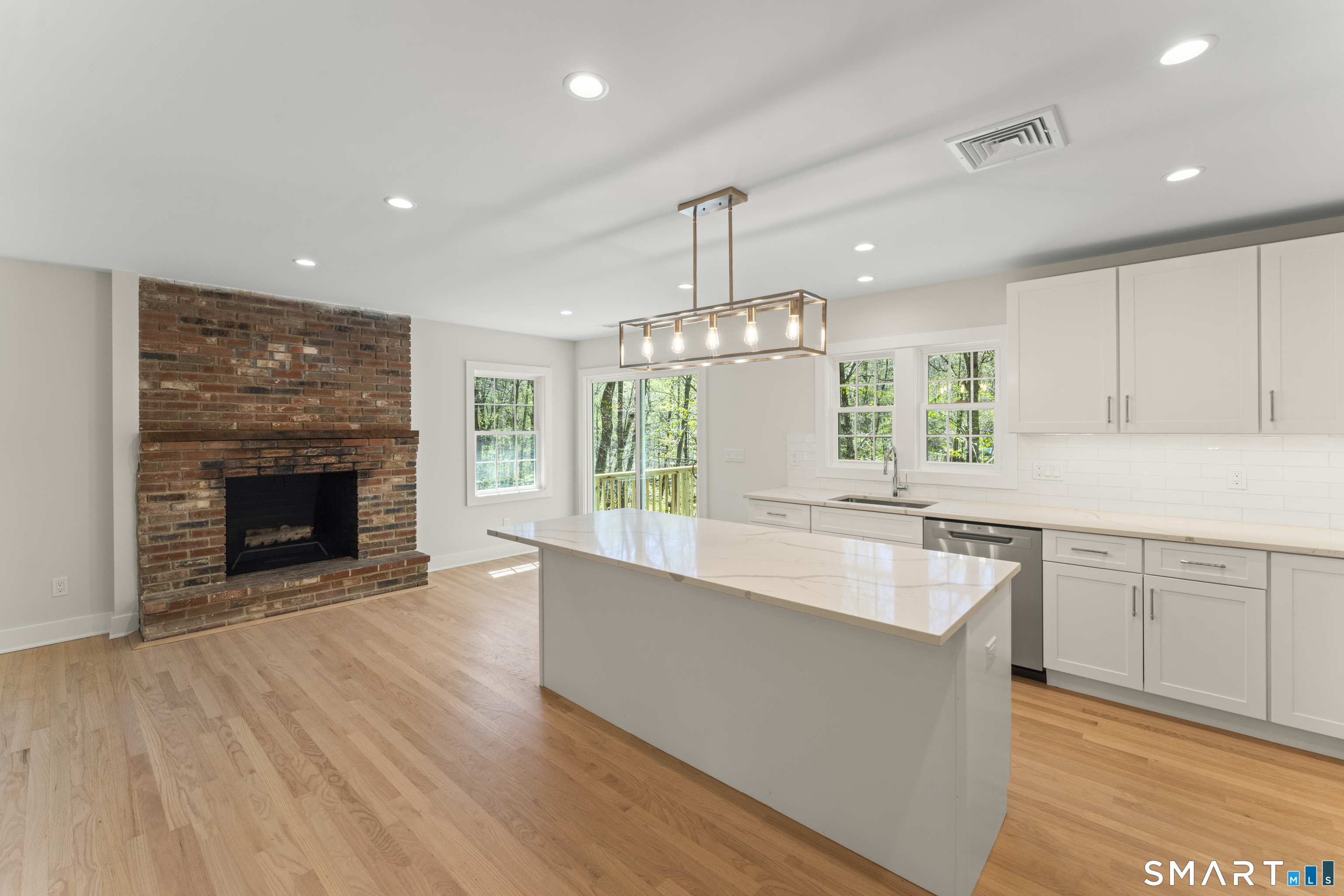 147 Thayer Pond Road Wilton CT 06897