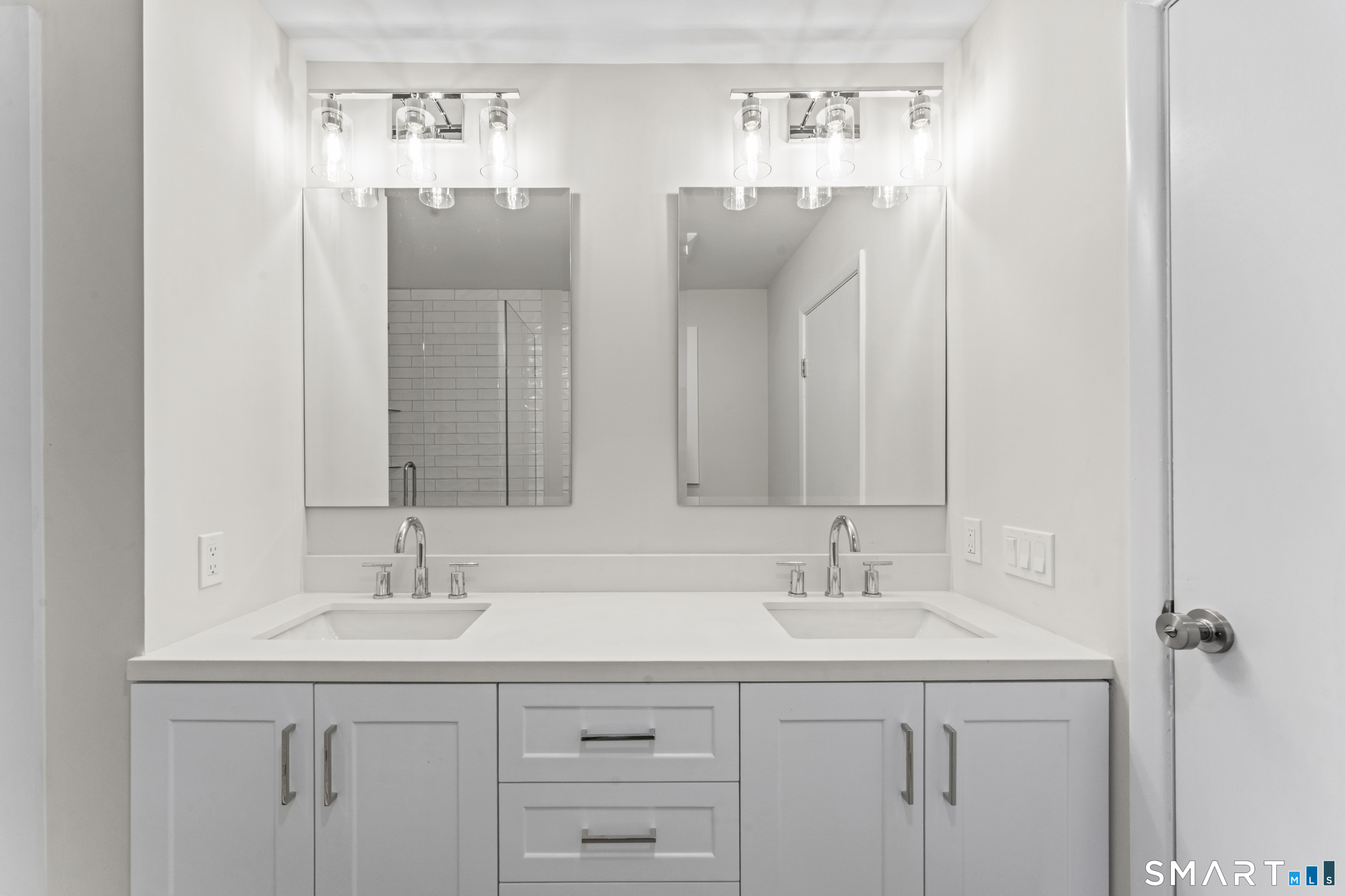 147 Thayer Pond Road Wilton CT 06897