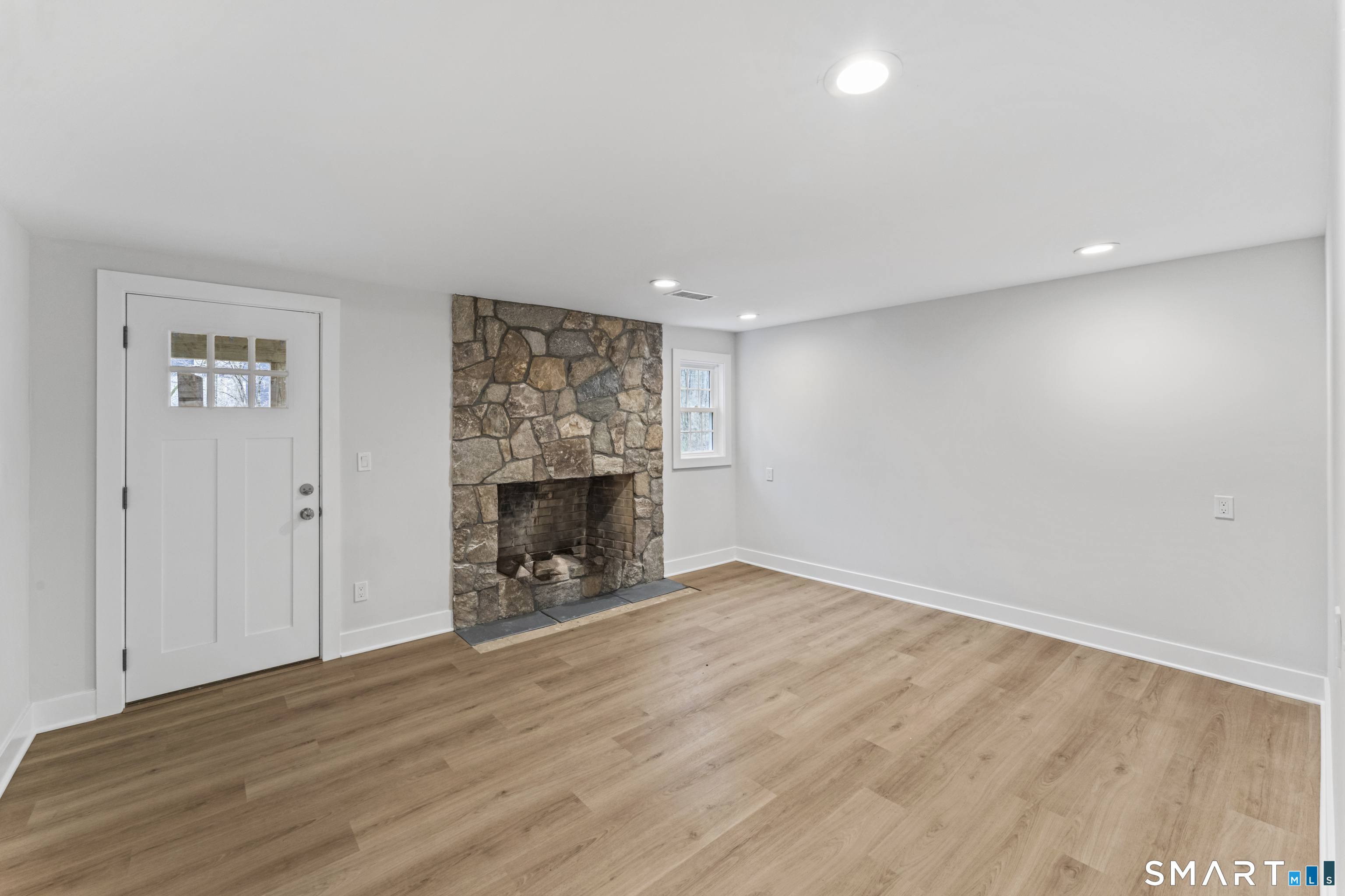 147 Thayer Pond Road Wilton CT 06897
