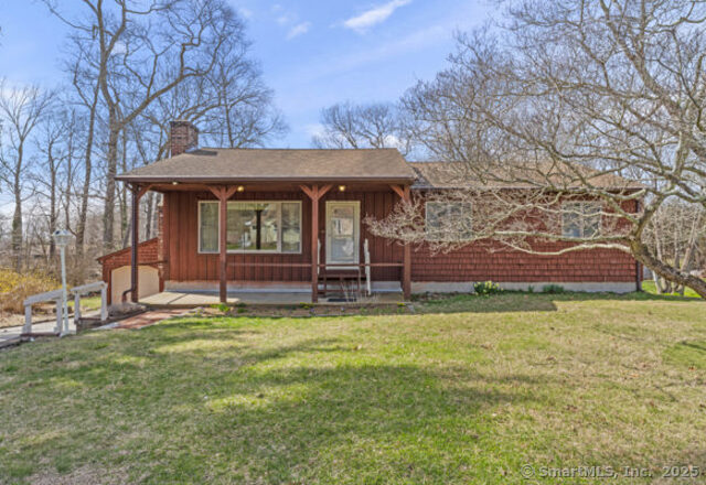 11 Marla Avenue Ledyard CT 06339