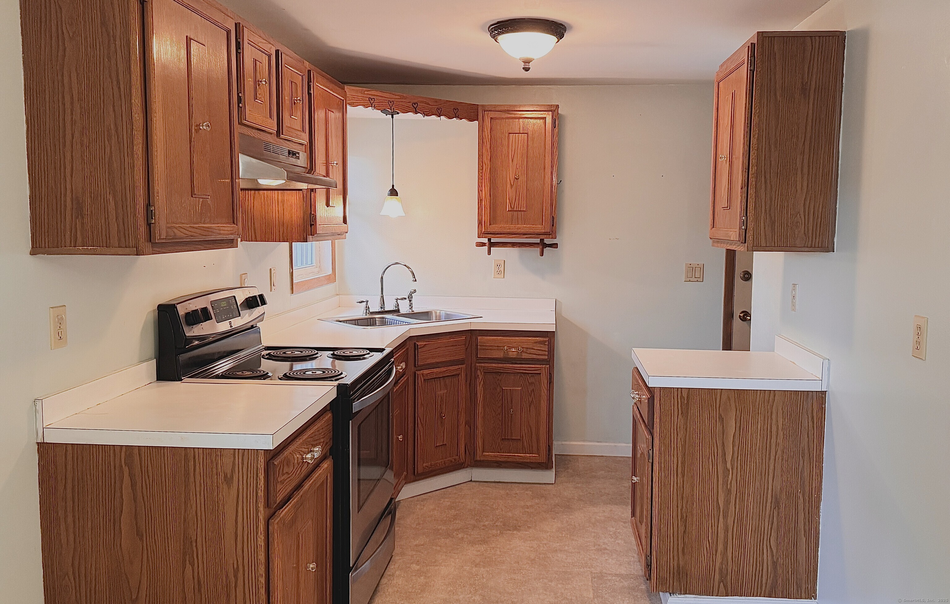 457 Stafford Road Mansfield CT 06250