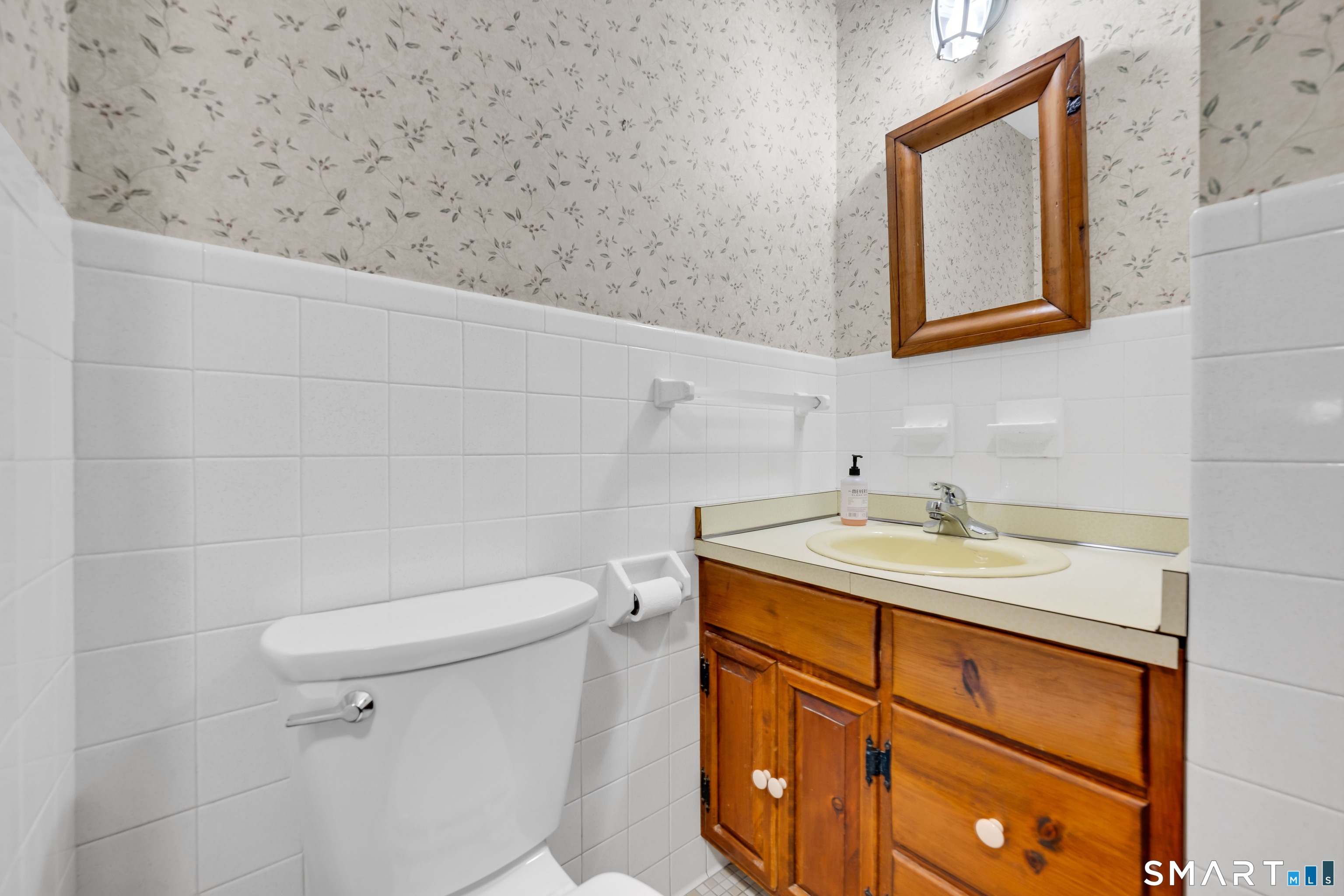 55 Holly Lane Wethersfield CT 06109