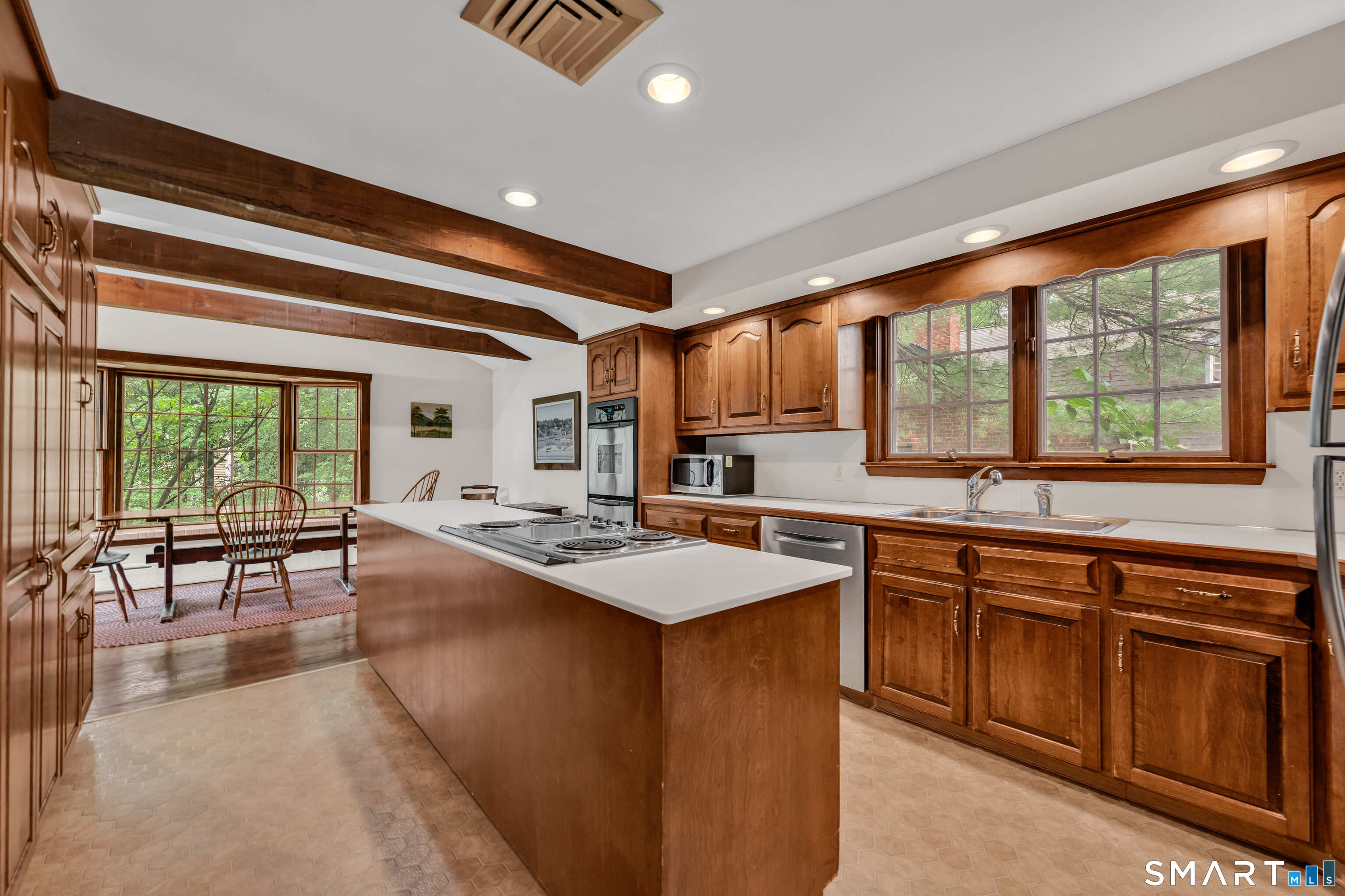 55 Holly Lane Wethersfield CT 06109
