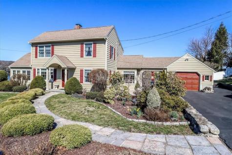 8 Lilac Lane Brookfield CT 06804