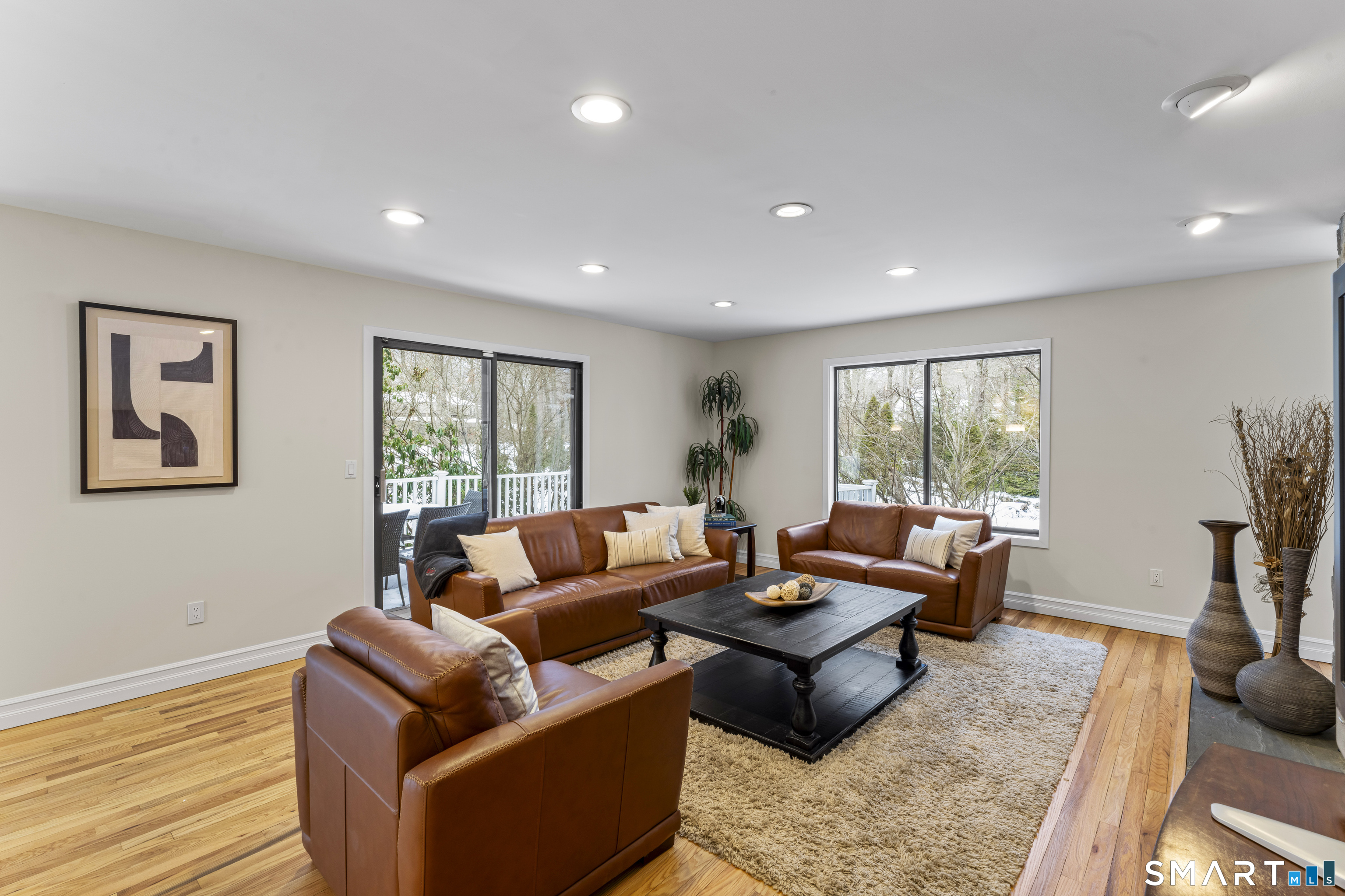 211 Pinewood Road Stamford CT 06903