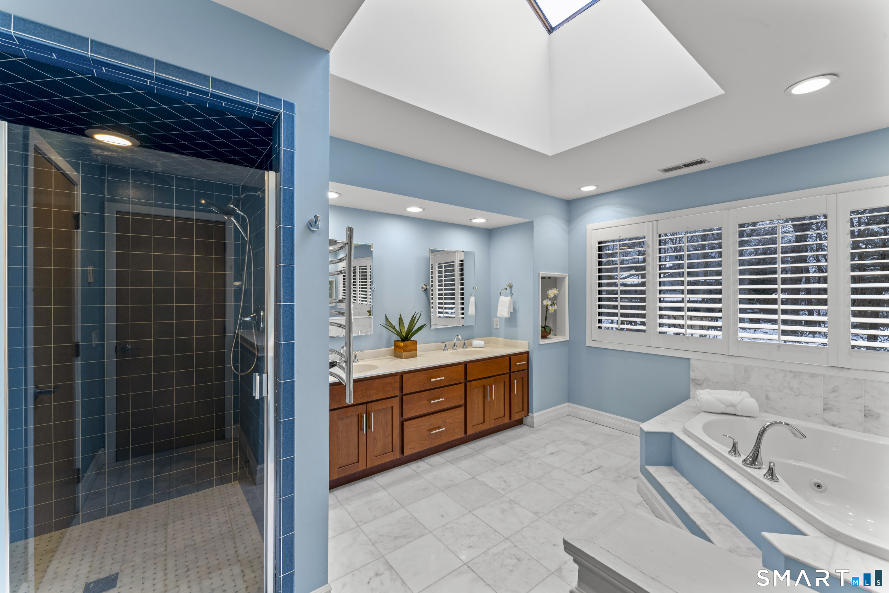 211 Pinewood Road Stamford CT 06903