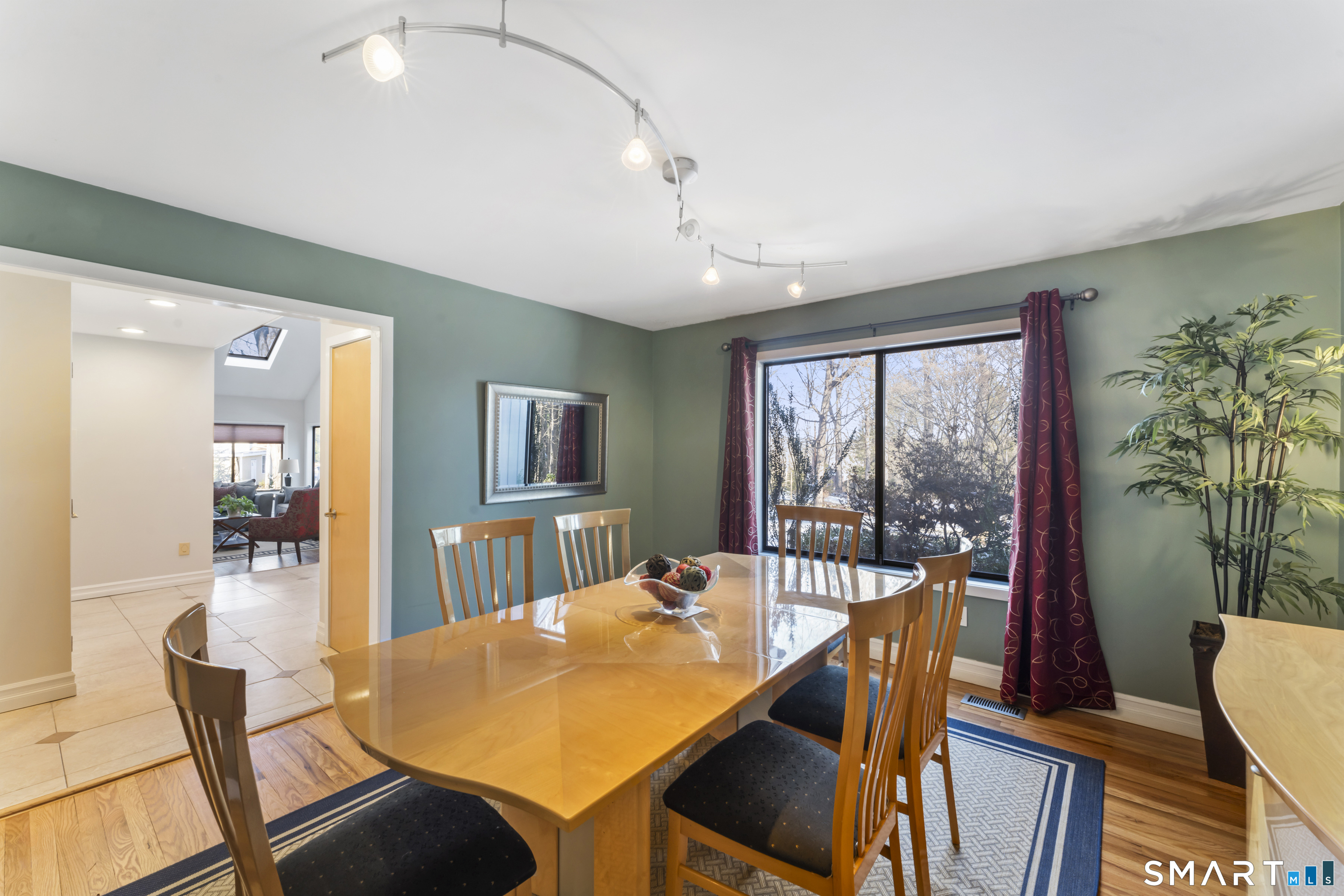 211 Pinewood Road Stamford CT 06903