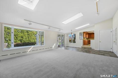 17 Glover Avenue Newtown CT 06470