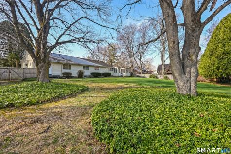 17 Glover Avenue Newtown CT 06470