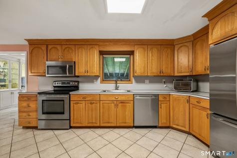 20 Highmeadow Road Rocky Hill CT 06067