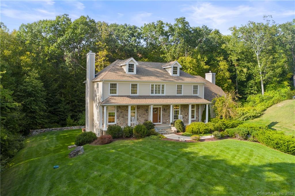 6 Jennifers Way Bethel CT 06801