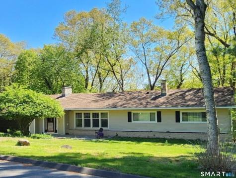 136 Knoll Drive Hamden CT 06518