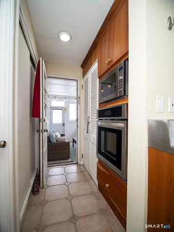 136 Knoll Drive Hamden CT 06518