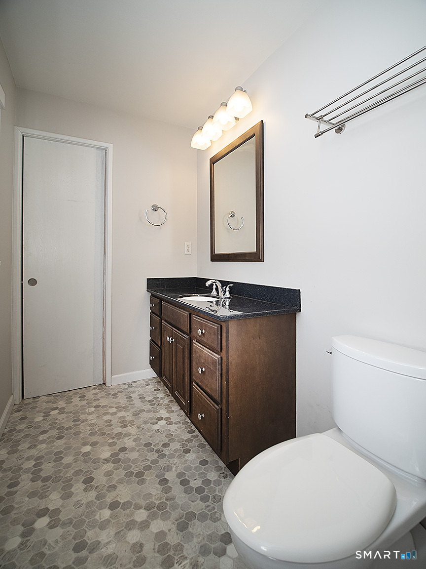 136 Knoll Drive Hamden CT 06518