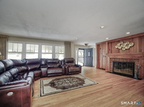 136 Knoll Drive Hamden CT 06518