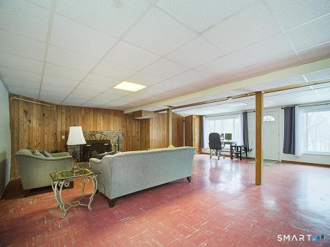 136 Knoll Drive Hamden CT 06518