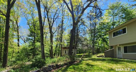 136 Knoll Drive Hamden CT 06518