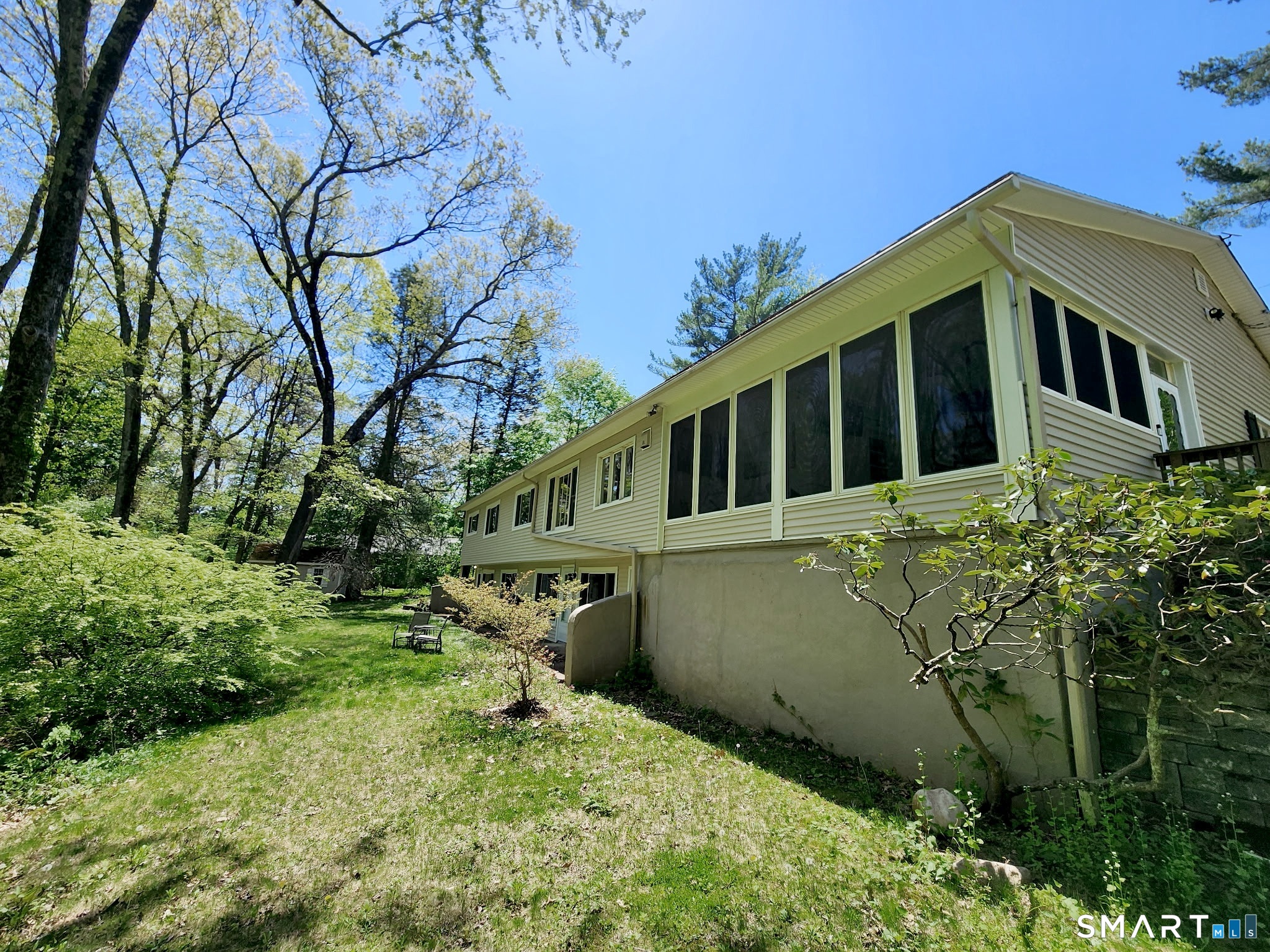 136 Knoll Drive Hamden CT 06518