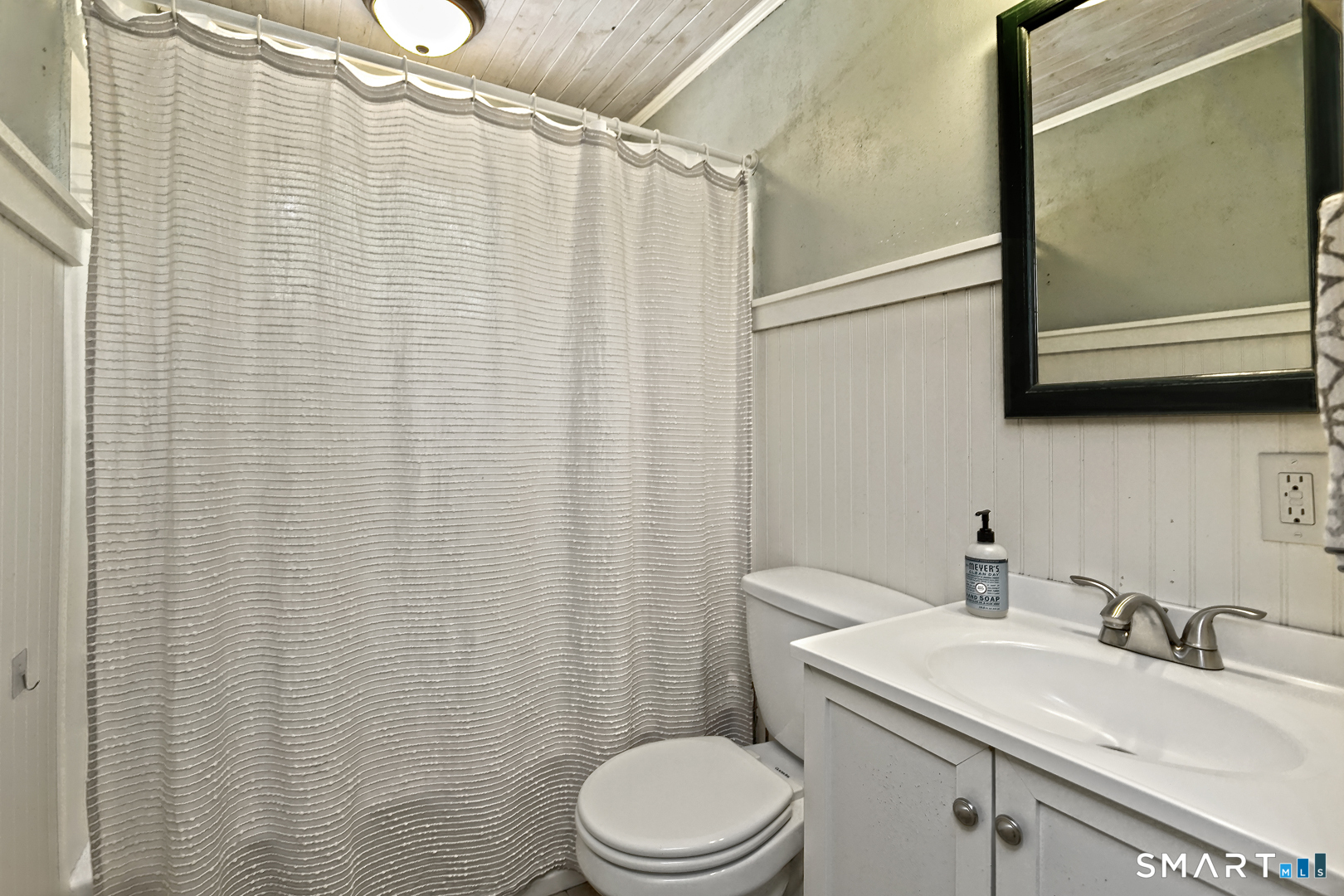 86 South Woodland Drive Milford CT 06460