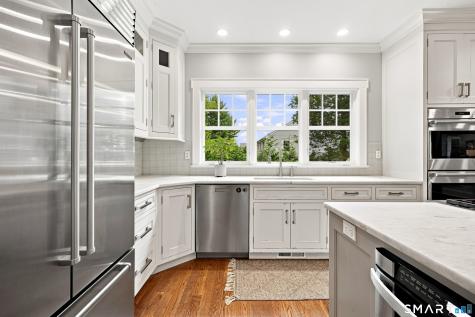 655 Beach Road Fairfield CT 06824