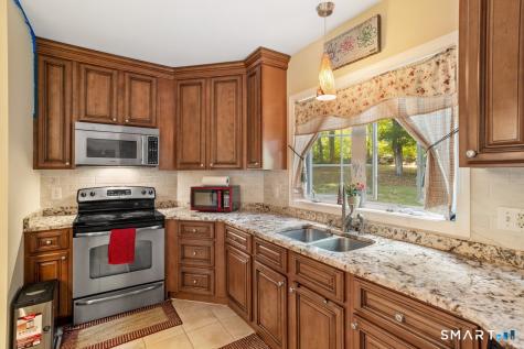 38 Brookside Drive Norwich CT 06360