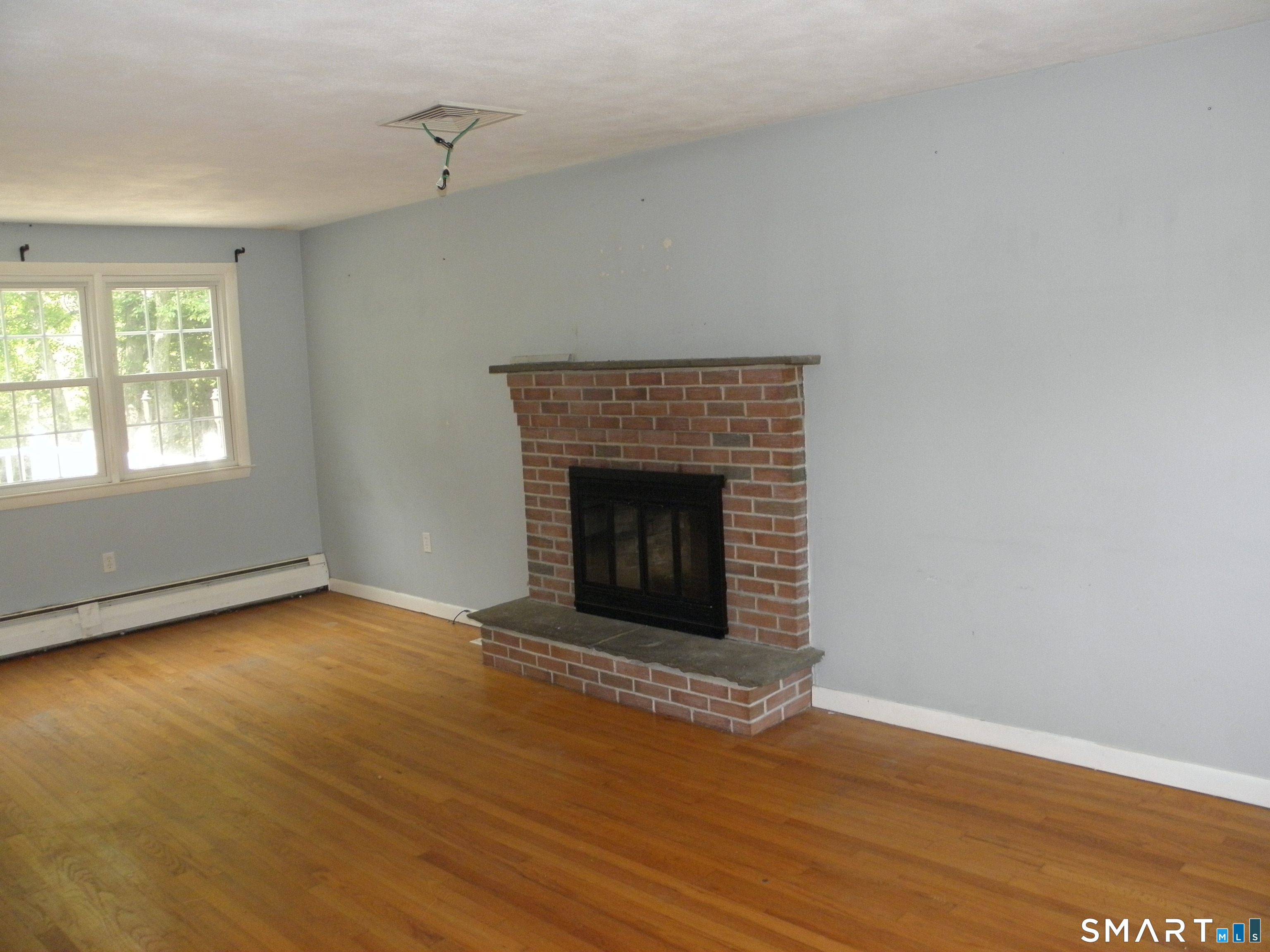 20 Maple Terrace Ledyard CT 06339