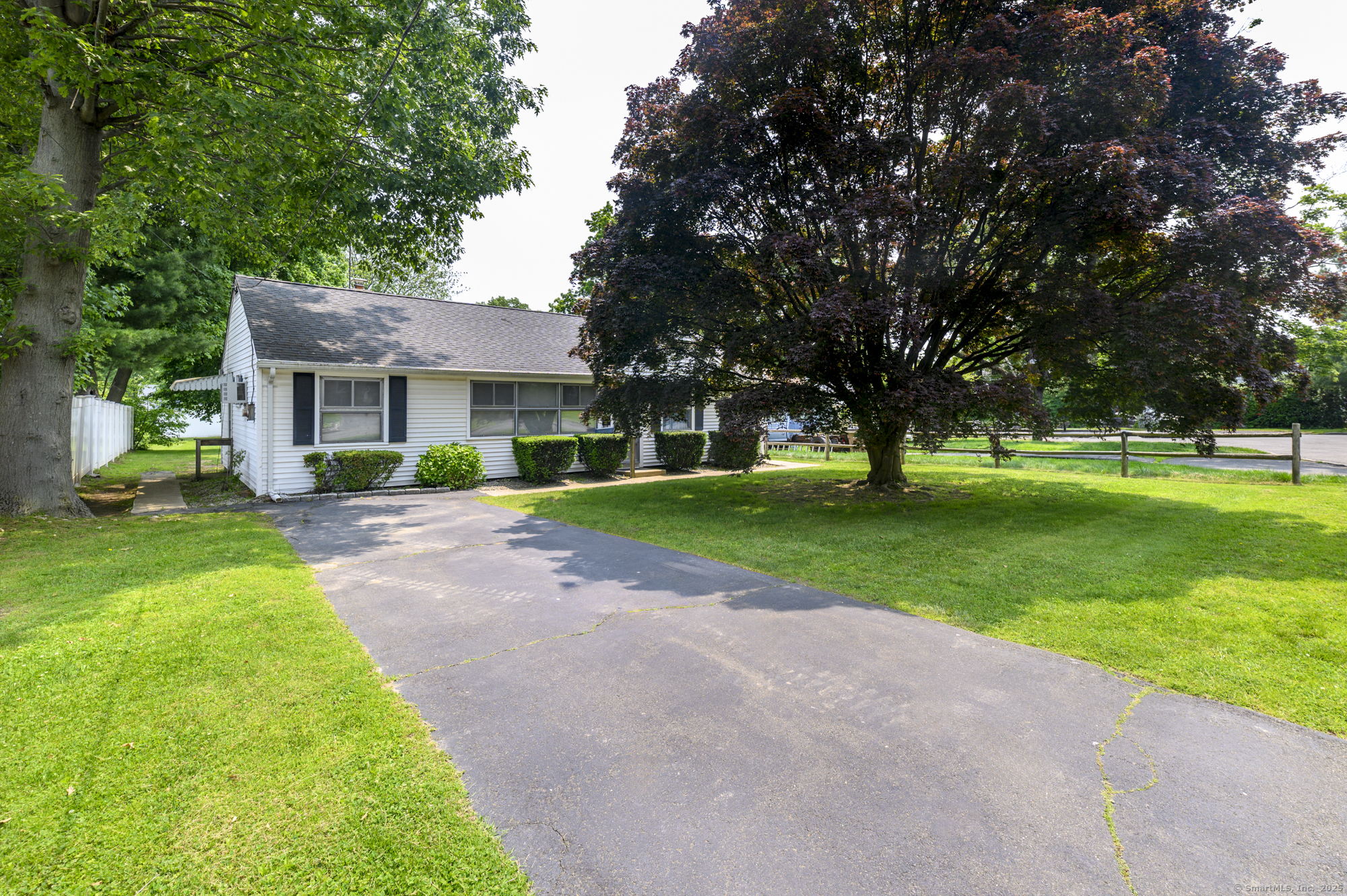 39 Hearthstone Court Stamford CT 06902