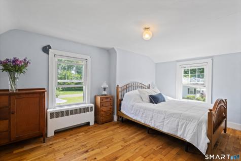16 Lynde Street Old Saybrook CT 06475