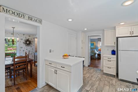 16 Lynde Street Old Saybrook CT 06475