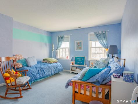 6 Cinnamon Road Newington CT 06111