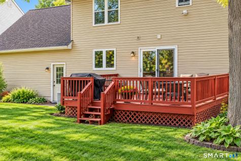 6 Cinnamon Road Newington CT 06111