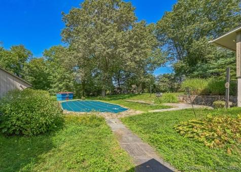 10 Mallory Hill Road Ridgefield CT 06877