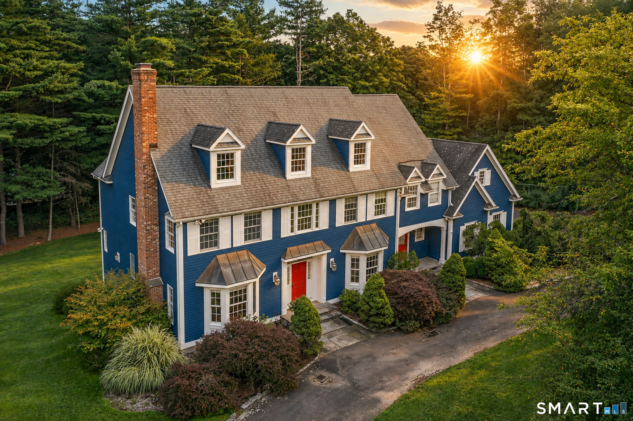 9 Glenmor Drive Newtown CT 06470