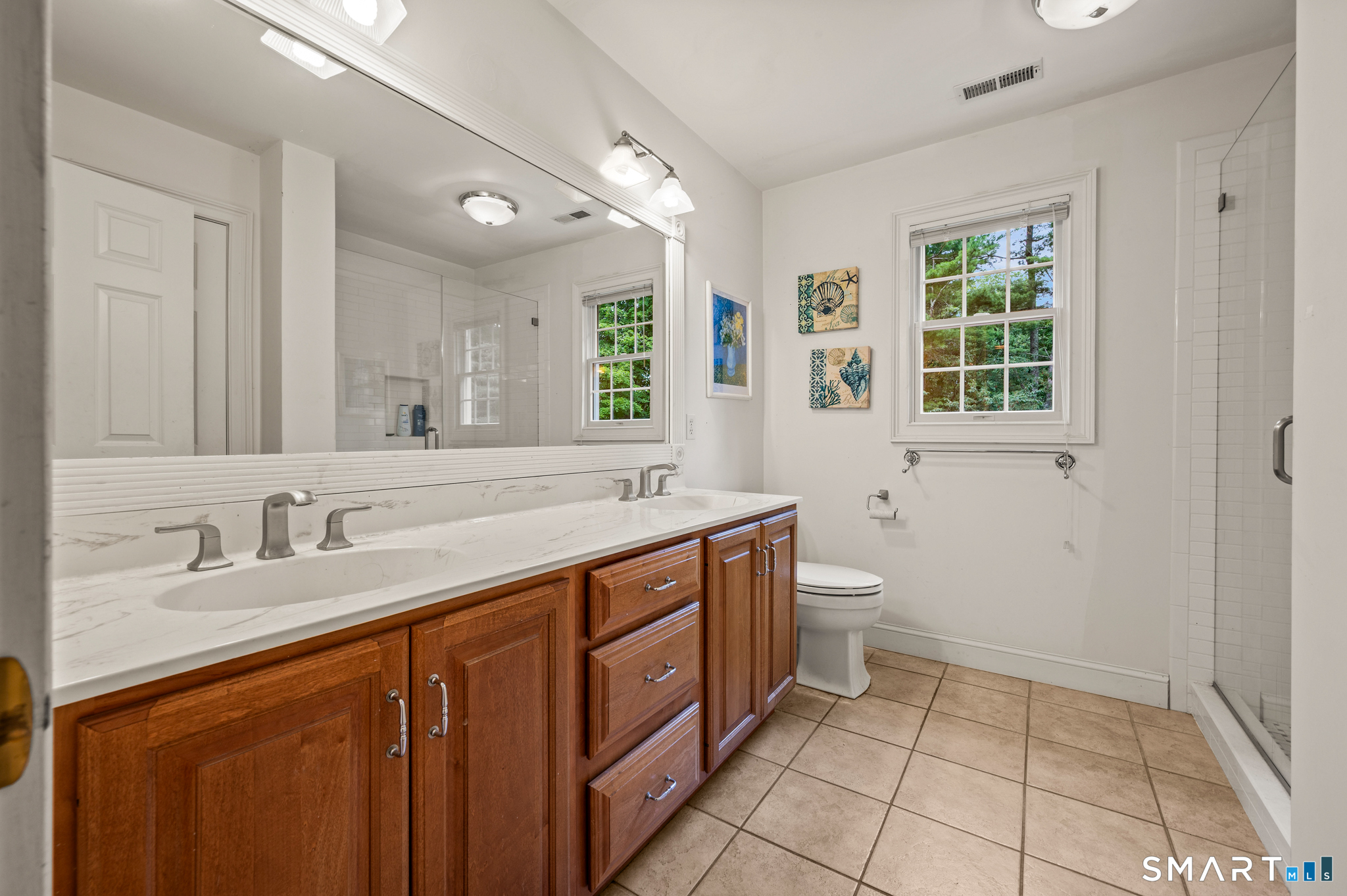 9 Glenmor Drive Newtown CT 06470