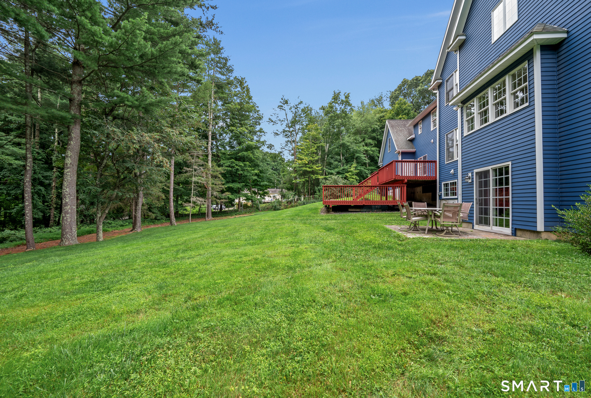 9 Glenmor Drive Newtown CT 06470