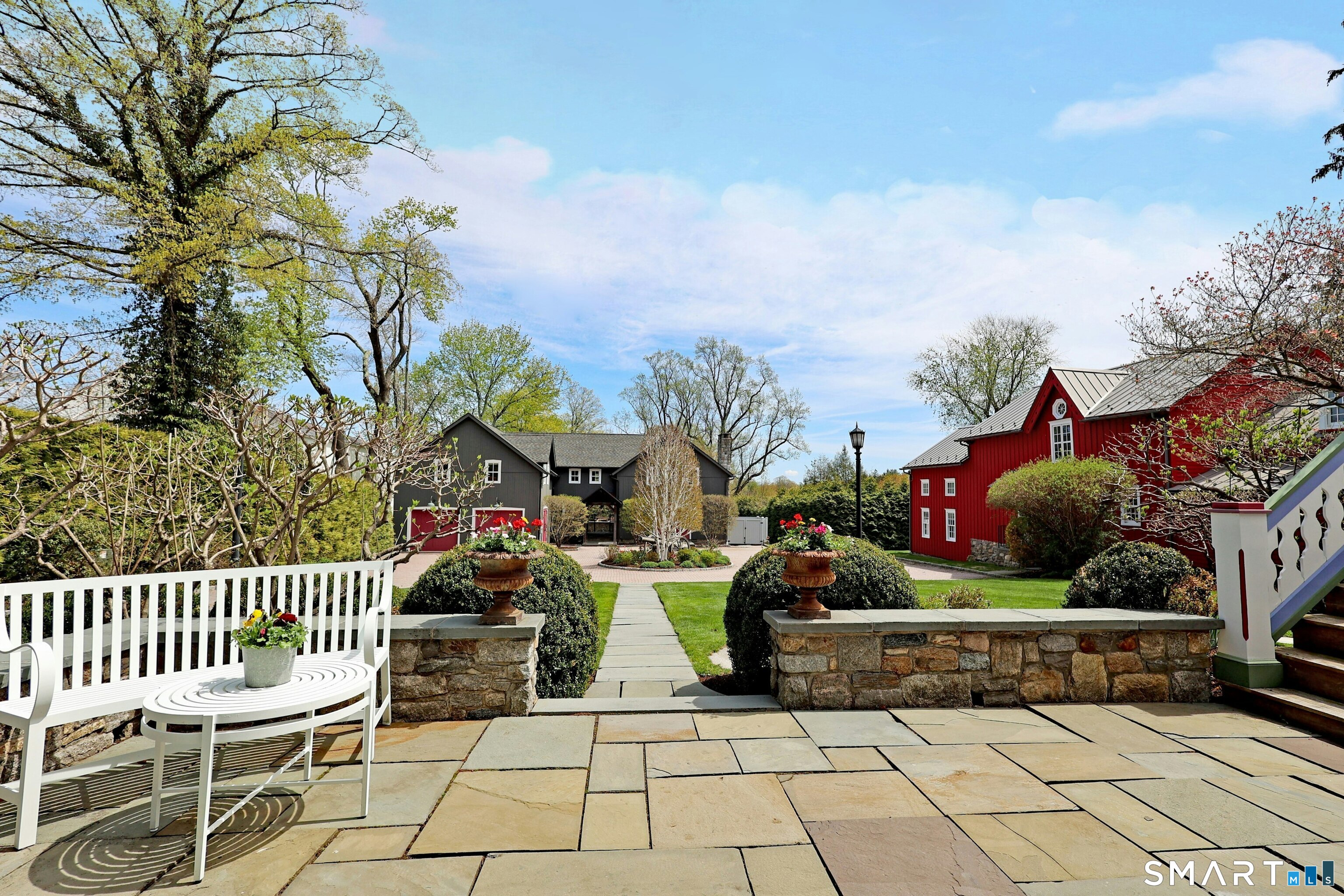 236 & 250 Main Street Ridgefield CT 06877