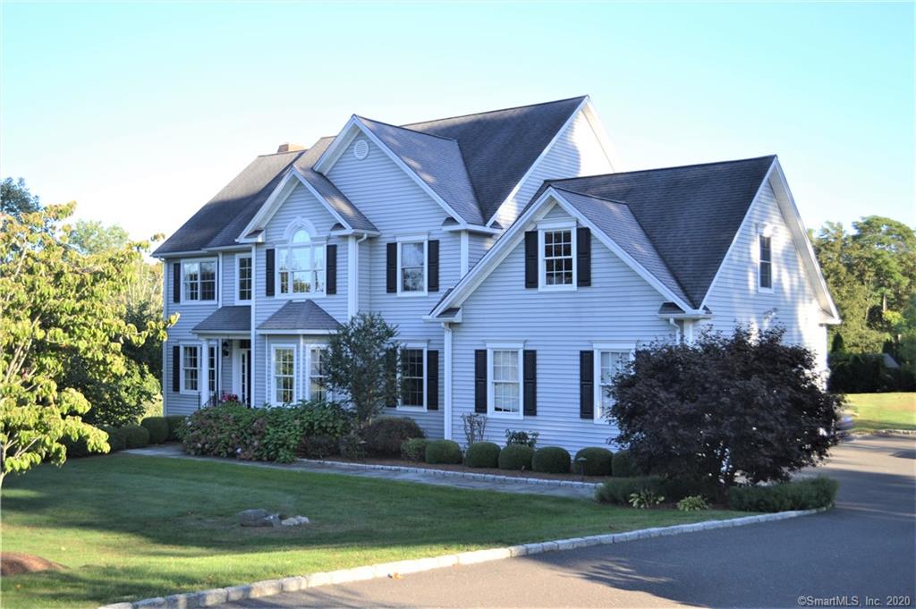 8 Lillinonah Ridge Drive New Milford CT 06776