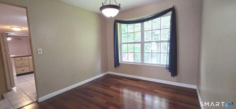 15 Sparrow Court Montville CT 06370