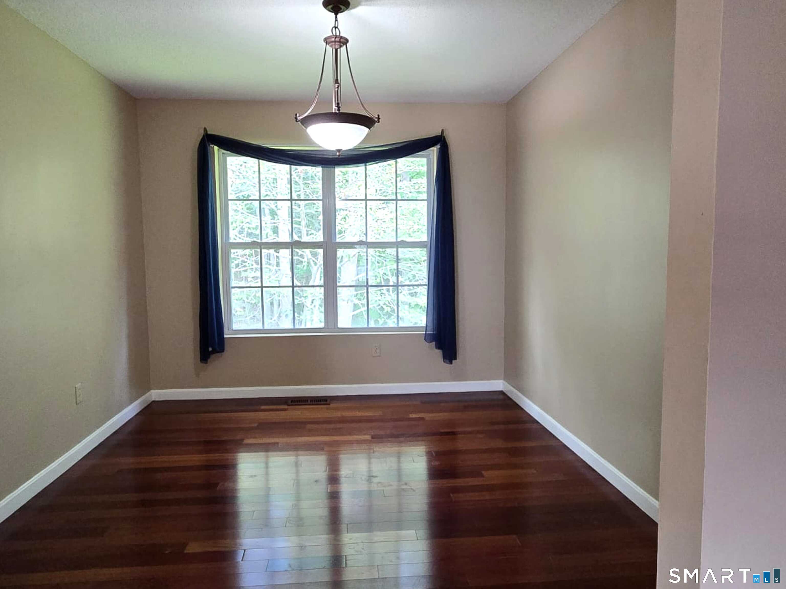 15 Sparrow Court Montville CT 06370